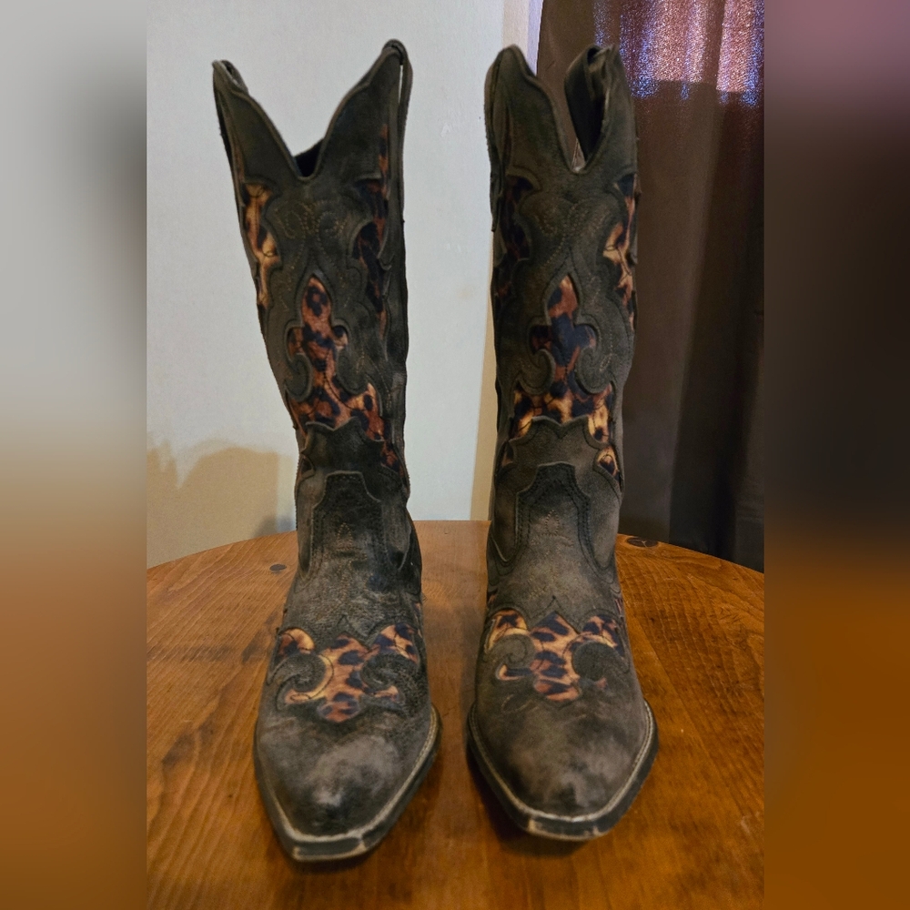Laredo Ladies Mid-Calf Cheetah Western Cowboy Boots 7.5M Natural Distressed